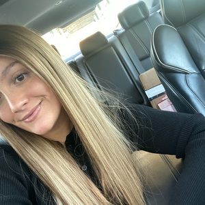 Meet your Posher, Lexi